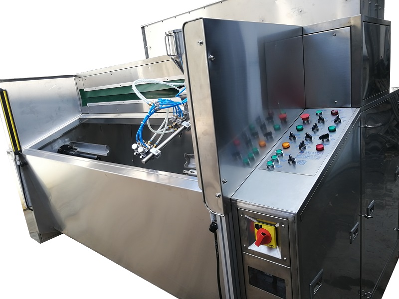 不鏽鋼自動噴油櫃側面